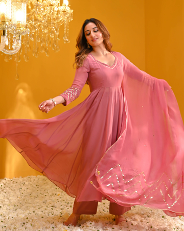 Blush Mauve Georgette Kurta Set (3 piece)