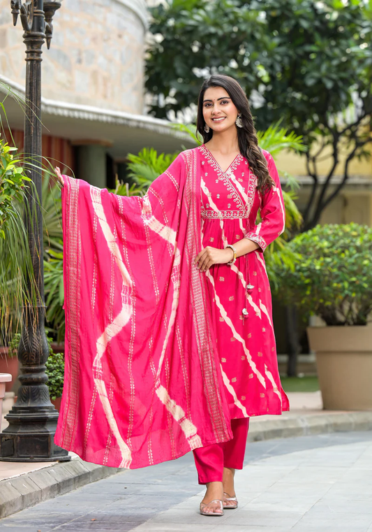 Pink Lehriya Printed Musline Kurta Set With Mirror Work & Sequins