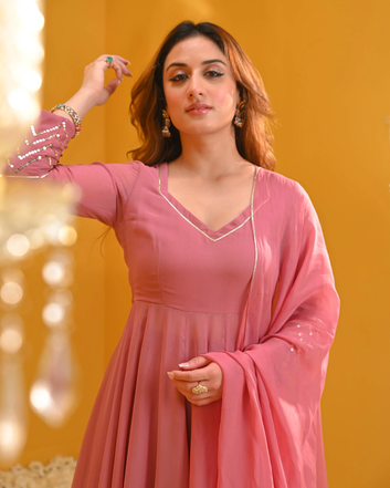 Blush Mauve Georgette Kurta Set (3 piece)